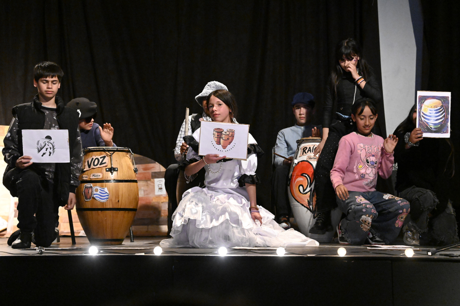 ¡Escuela a escena! favorece la interacción de las infancias a través del teatro