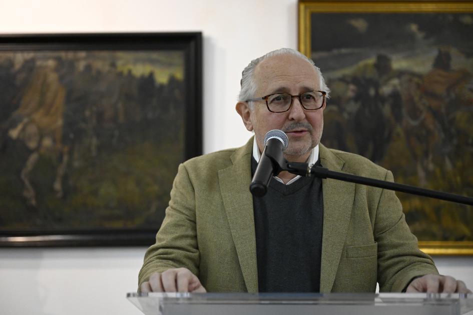 Pablo da Silveira habla durante la inauguración de "Manuel Rosé" en Trinidad