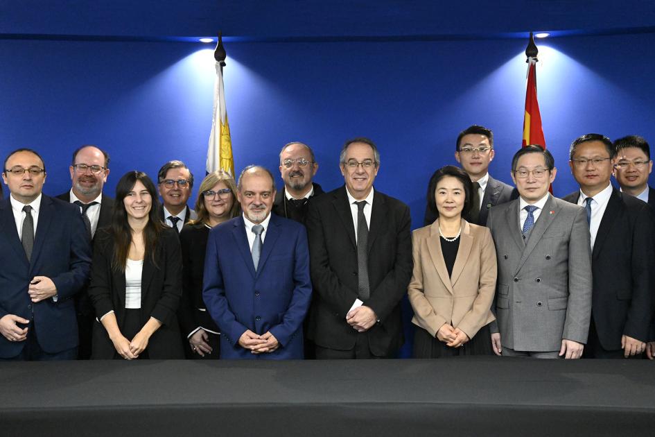 V Comisión Mixta (COMMIX) entre Uruguay y la República Popular China.