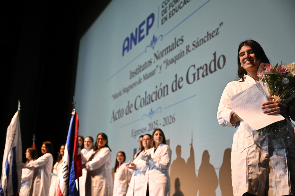 Acto de colación de los Institutos Normales de Montevideo