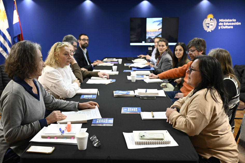 Primera reunión de la Comisión Nacional de Uruguay para la Unesco.