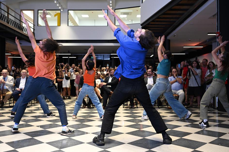 Intervención artística en el nuevo edificio de Escuelas Sodre.