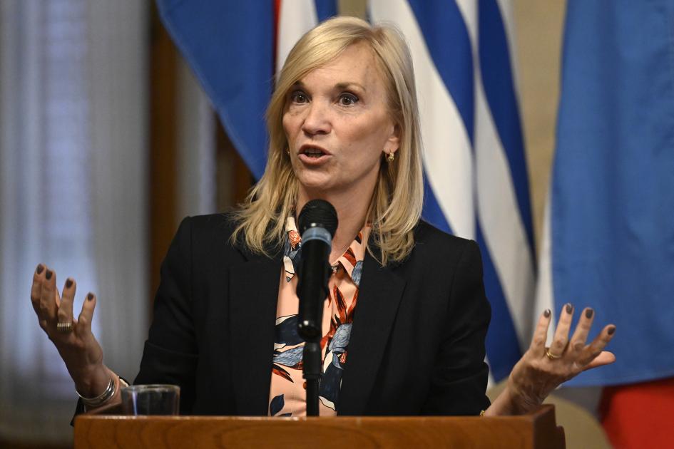 Beatriz Argimón en el Palacio Legislativo.