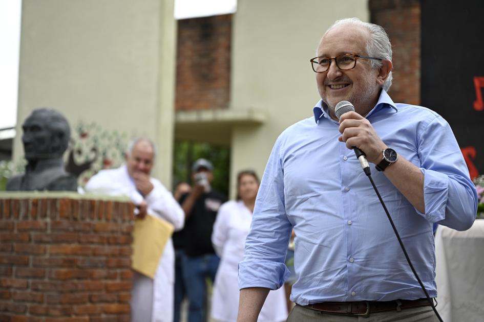 Da Silveira durante la presentación de «Eustaquio Sosa».