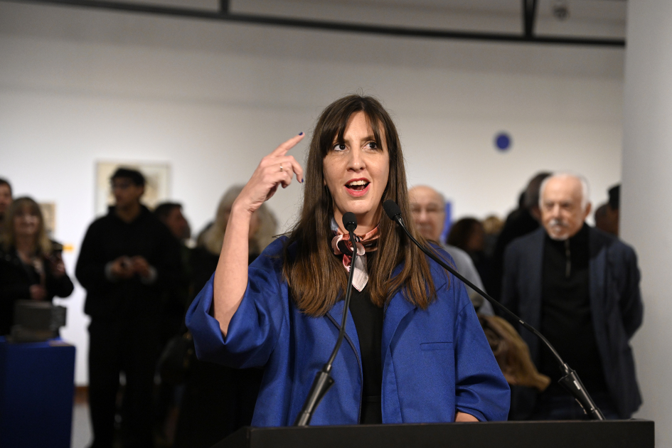 El MNAV inauguró tres exposiciones que recorren distintas miradas del artista