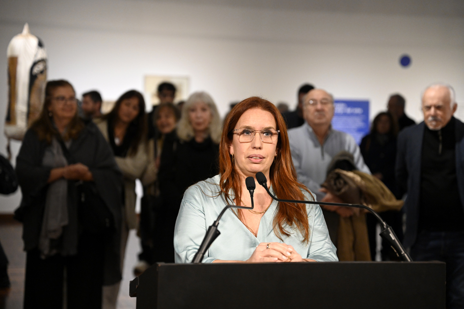 El MNAV inauguró tres exposiciones que recorren distintas miradas del artista