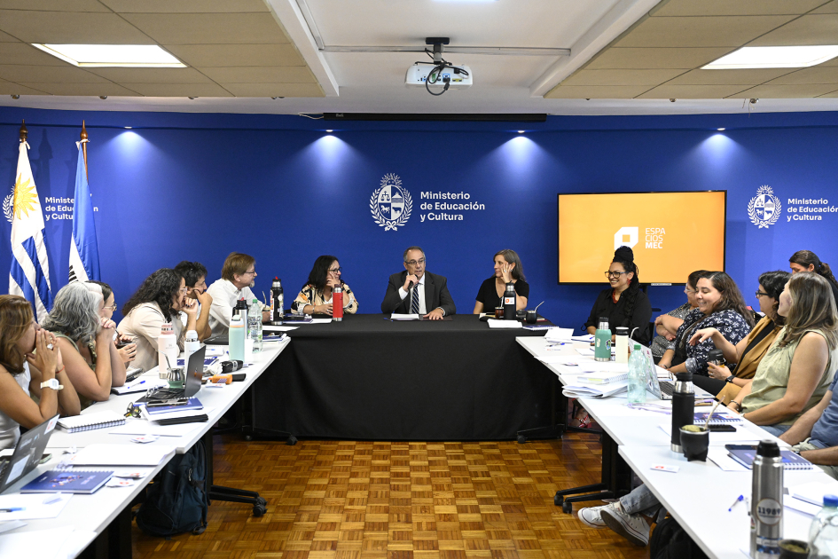 Plano general de la reunión