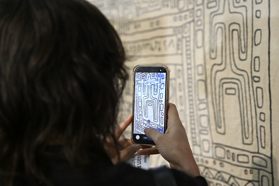 El MNAV inauguró tres exposiciones que recorren distintas miradas del artista