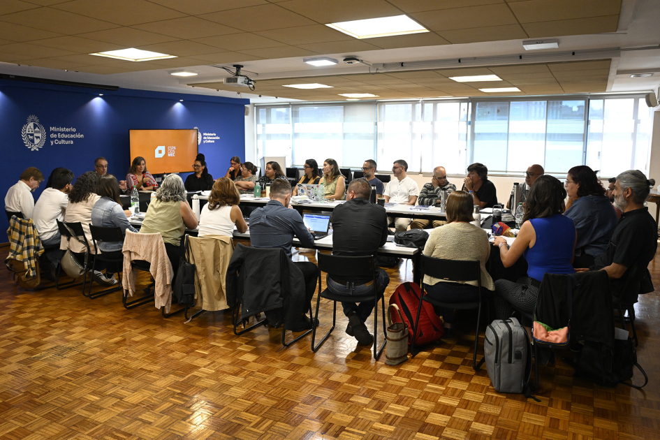 Plano general de la reunión