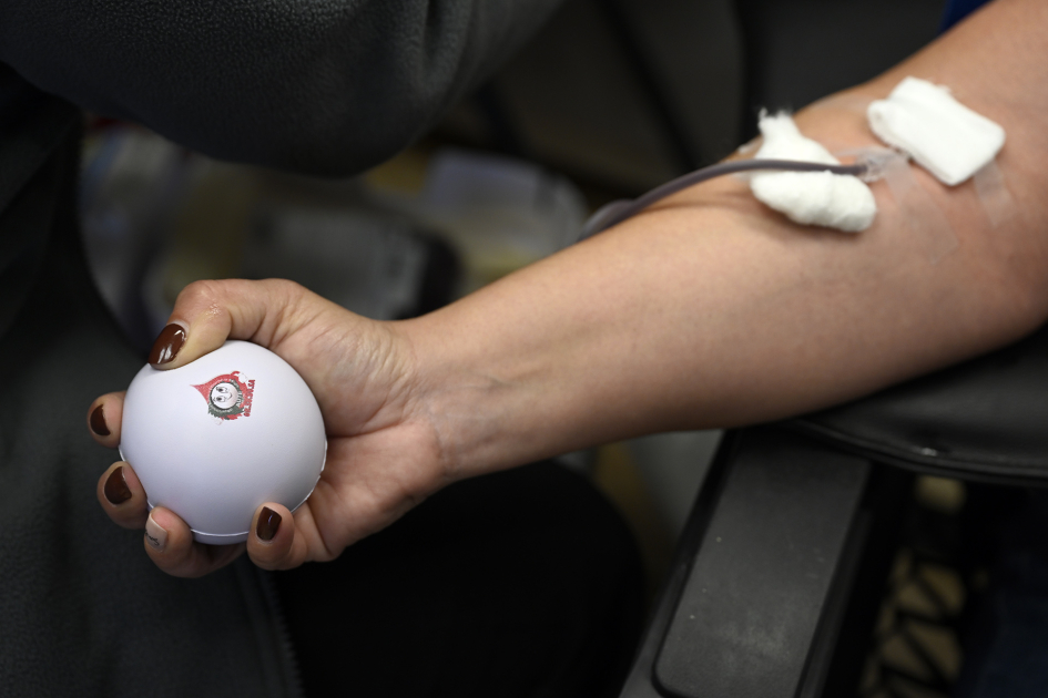 Procedimiento de la donacion de sangre de una funcionaria