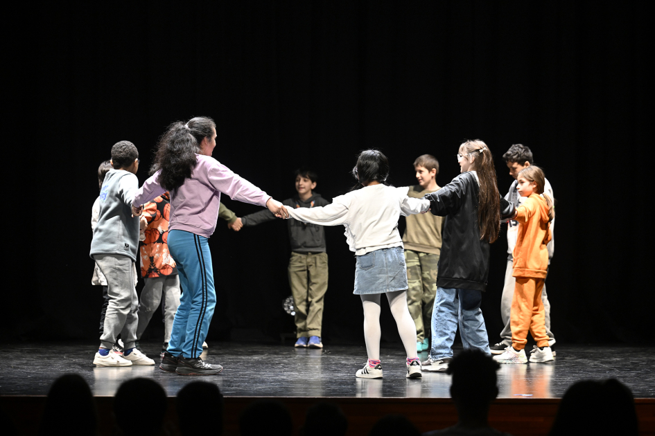 Primera edición del programa La Escuela a Escena llegó a 27 escuelas de Montevideo