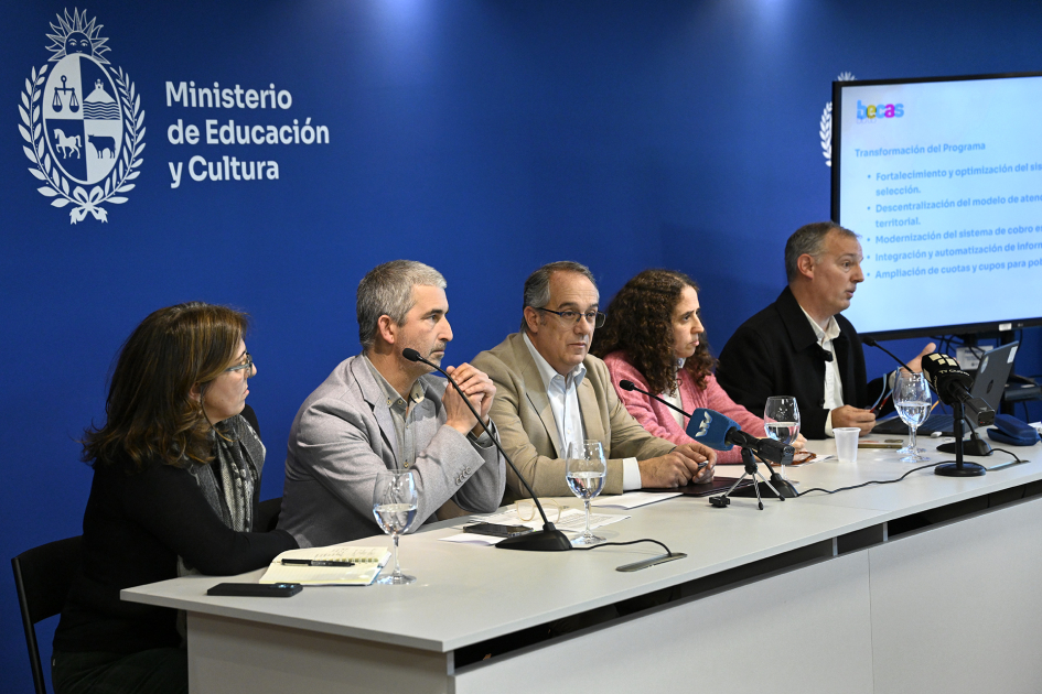 Programa Becas Butiá incorpora mejoras para ampliar el acceso, fortalecer la gestión y avanzar 