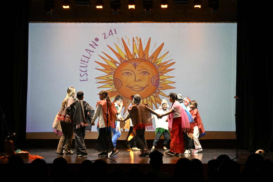 Primera edición del programa La Escuela a Escena llegó a 27 escuelas de Montevideo