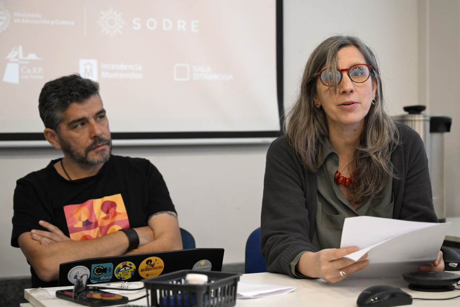 Karina Acosta y coordinador de Espacios MEC Rivera