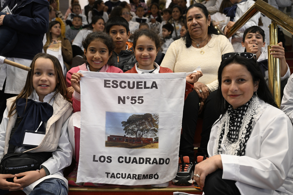 Más de 1 300 estudiantes disfrutaron de Coppélia en el Auditorio Nacional Adela Reta