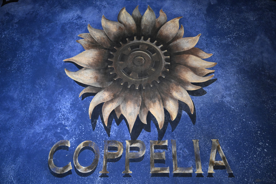 Más de 1 300 estudiantes disfrutaron de Coppélia en el Auditorio Nacional Adela Reta