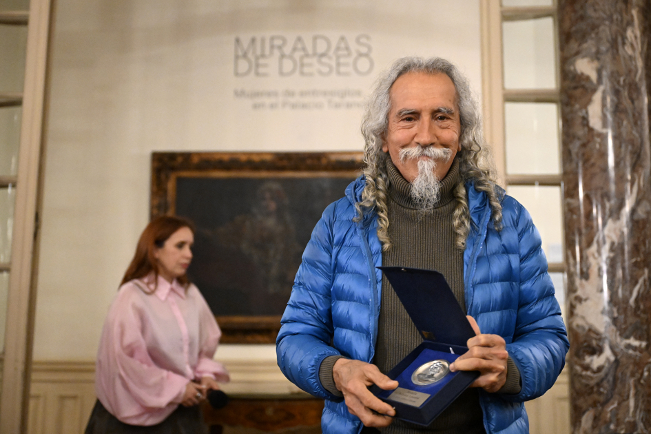 Compositor, bajista y cantante Urbano Moraes