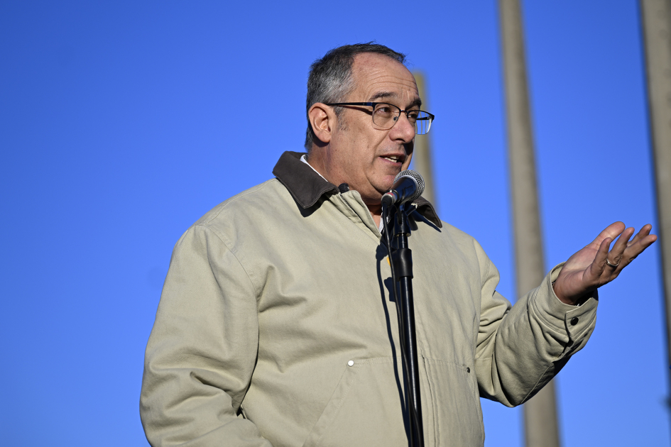 El ministro, José Carlos Mahía, presente en el evento 200 Guitarras Uruguayas
