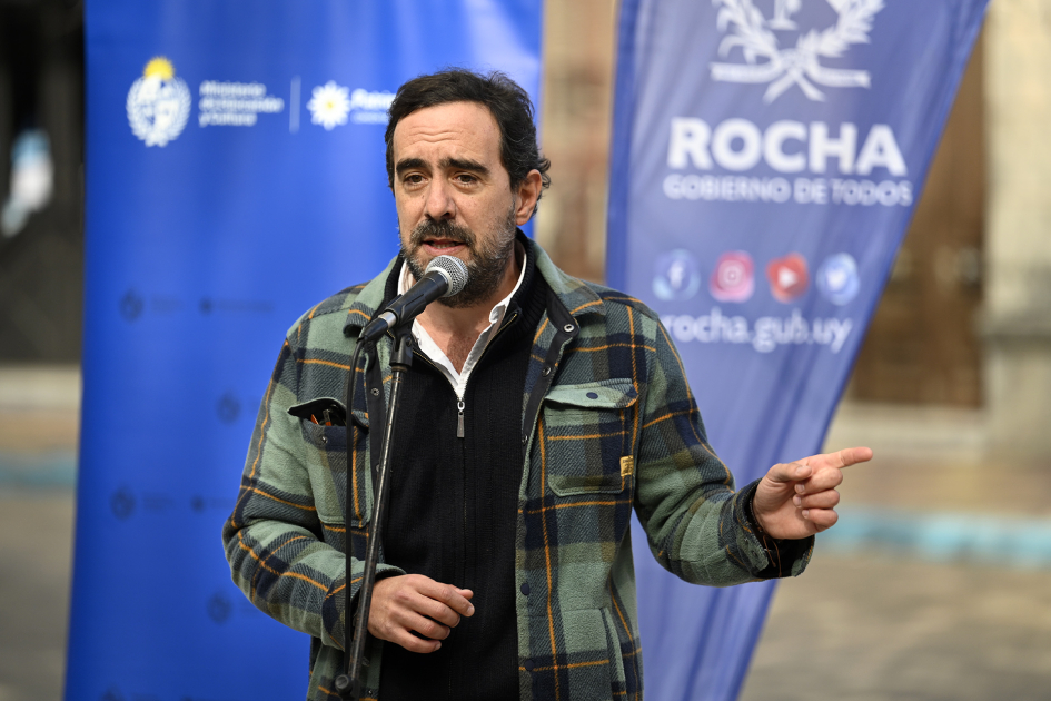 Oratoria Int. (int) Valentín Martínez