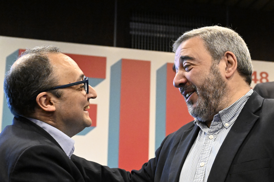 Intendente de Montevideo, Mario Bergara, con el director general, Carlos Varela Ubal