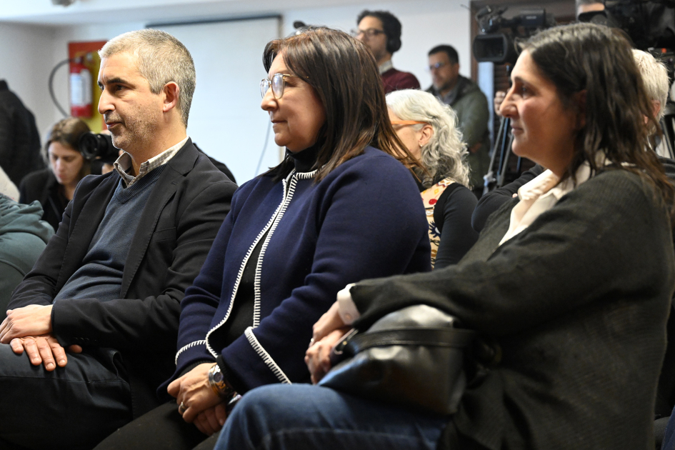 Autoridades de la educación durante la presentación