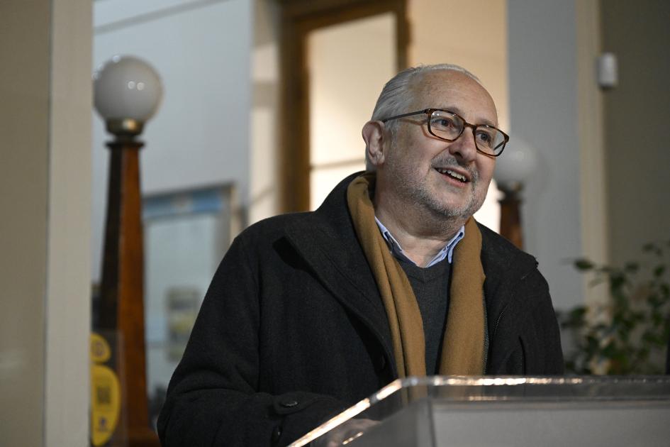 Pablo Da Silveira durante su discurso en la apertura de la muestra.