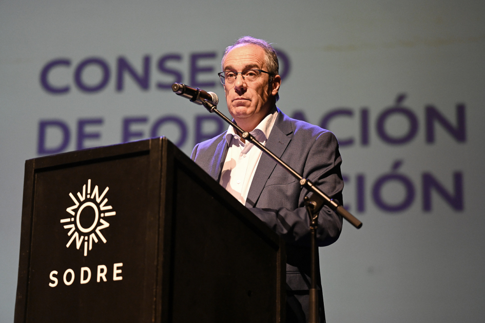 Nuevos maestros y maestras recibieron su título en el acto de colación de los Institutos Normales de