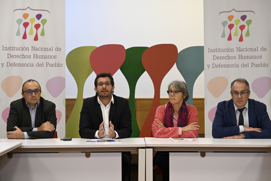 Firma de convenio entre el IMPO y la Institución Nacional de Derechos Humanos y Defensoría del Puebl