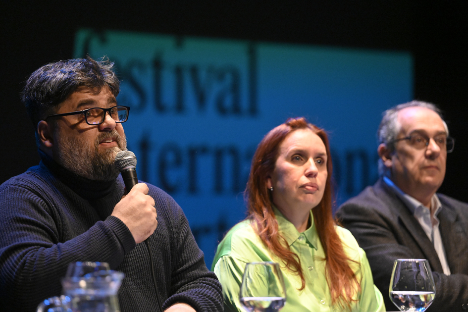 Coordiandor del INAE, Gustavo Zidane, junto al Ministro Mahía y la Directora Nacional de Cultura 