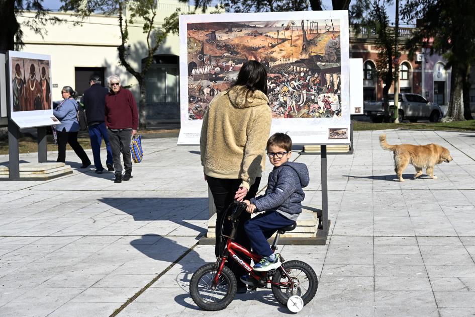 Obra de "El Prado en las calles" en exposición.