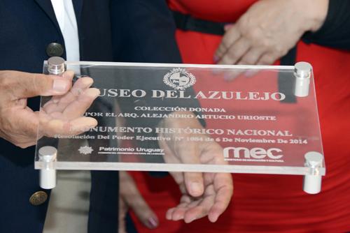 Placa por donaci&oacute