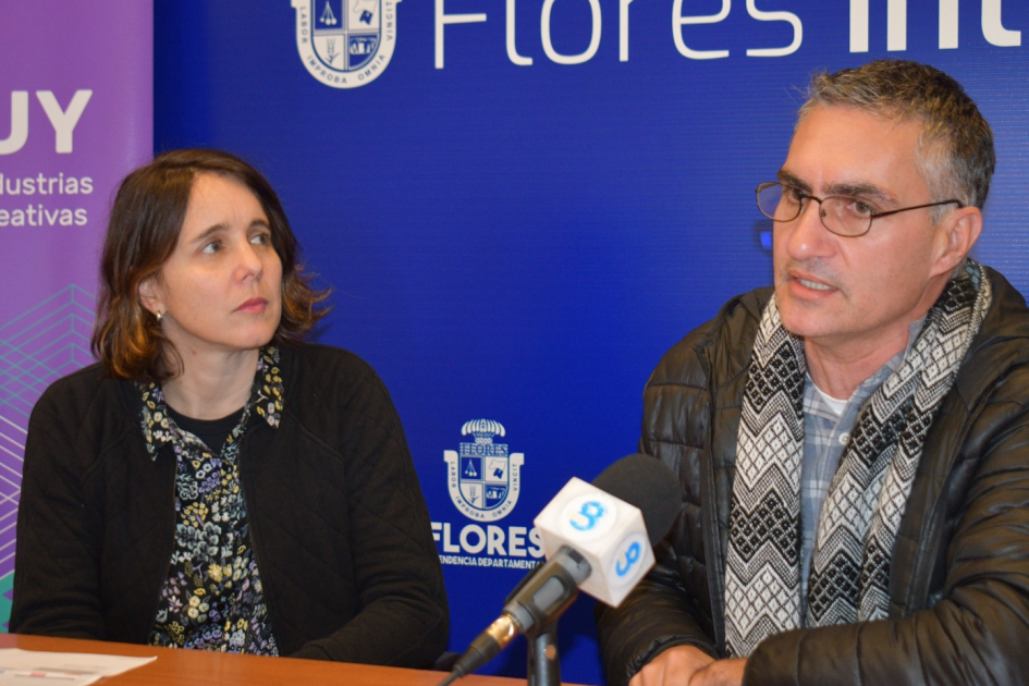 Lys Gainza y Atilio Montañez en Conferencia de prensa autoridades en conferencia de prensa