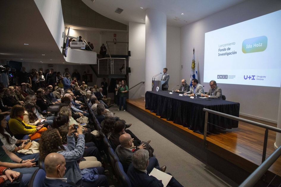 Foto del evento de presentación del Fondo Ida Holz de ANII