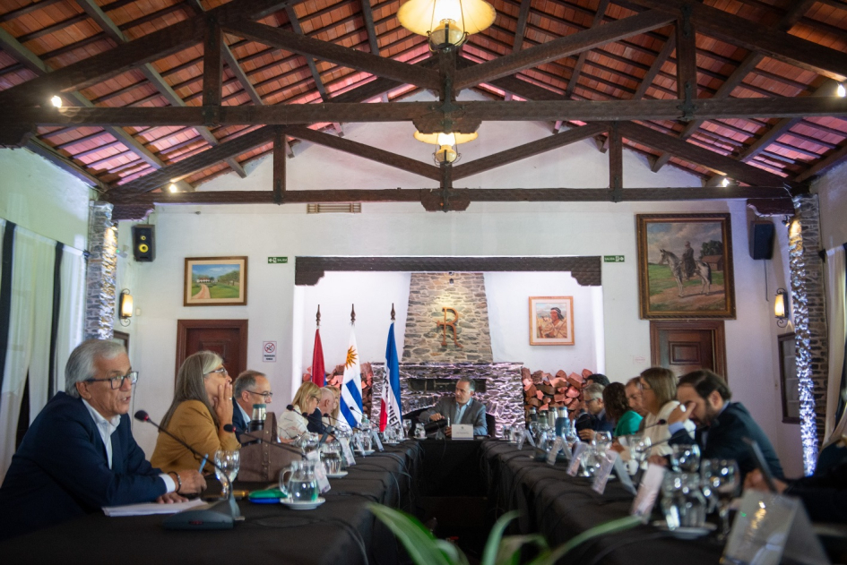 El Gabinete compuesto con todas las autoridades Autoridades