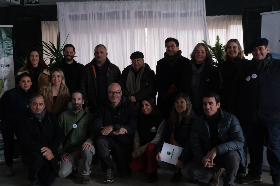 Grutas del Palacio Grupo de personas de participaron de la actividad de la misión evaluadora