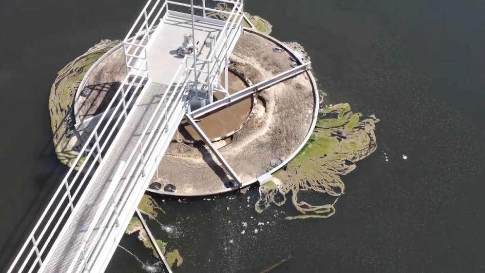 Imagen de planta de tratamiento de aguas residuales Imagen de planta de tratamiento de aguas residuales