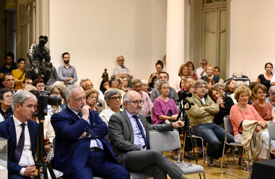 Presentación del catálogo "De ellas dos" en la Casa quinta de Batlle y Ordóñez.