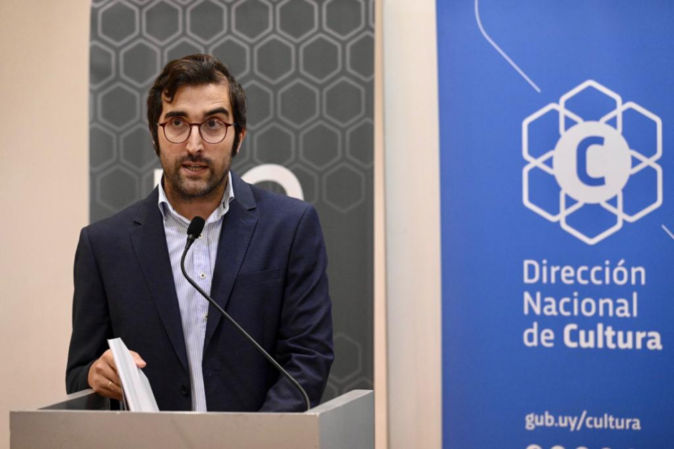 El director del Museo Histórico Nacional, Andrés Aspiroz, durante el lanzamiento del catálogo. El director del Museo Histórico Nacional, Andrés Aspiroz, durante el lanzamiento del catálogo.