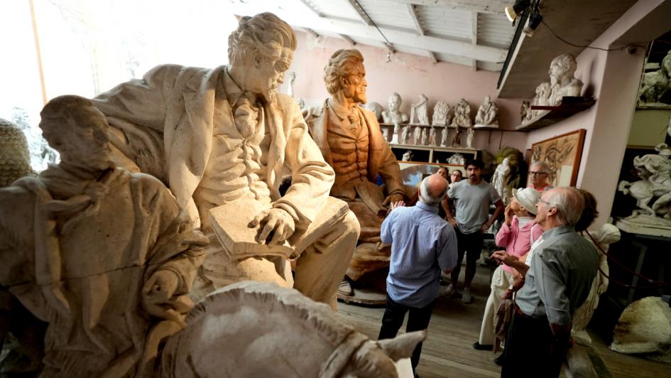 Ruta cultural De los Zorrilla personas en museo Zorrilla