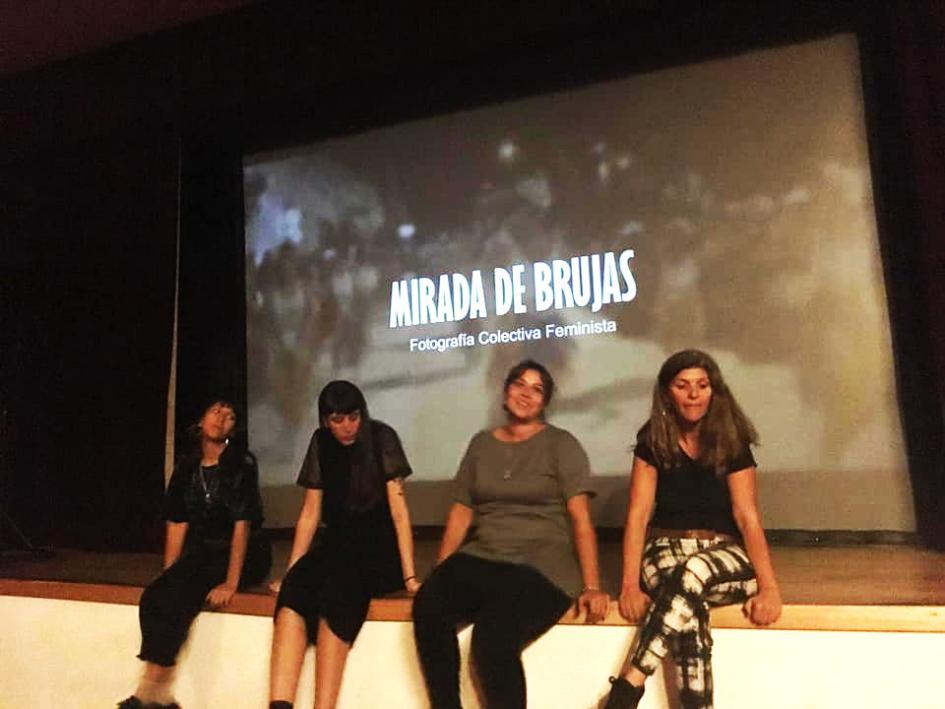 La jornada terminó con un cine foro Mujeres en charla