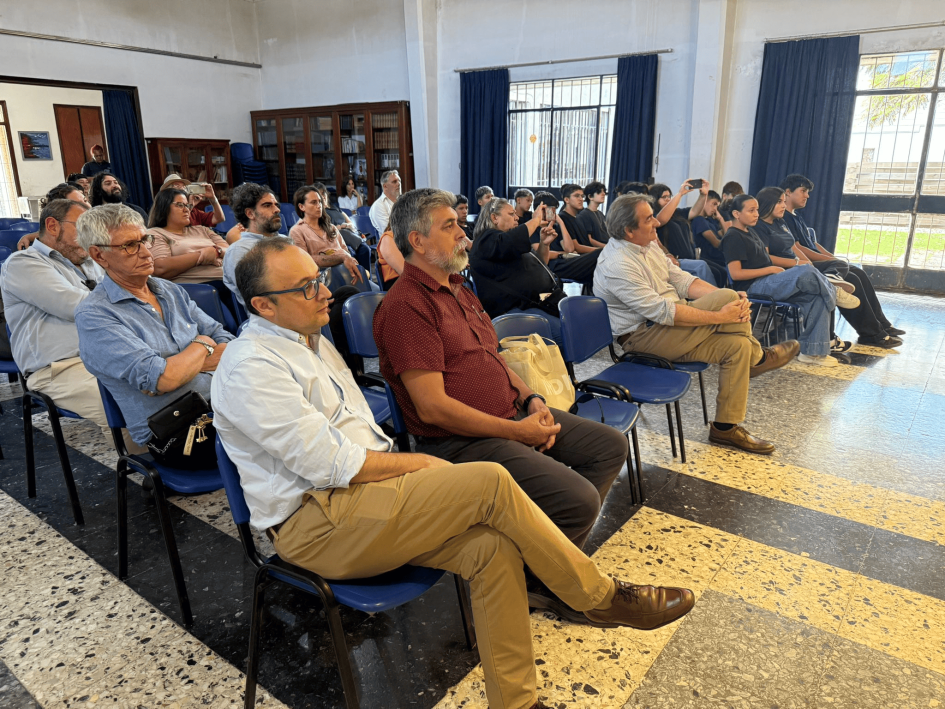 Inauguración de la exposición «Palabras Ilustradas» en la Biblioteca Batlle y Ordóñez