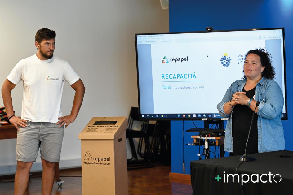 Charla sobre reciclaje a cargo de Repapel en el MEC. Charla sobre reciclaje a cargo de Repapel en el MEC.