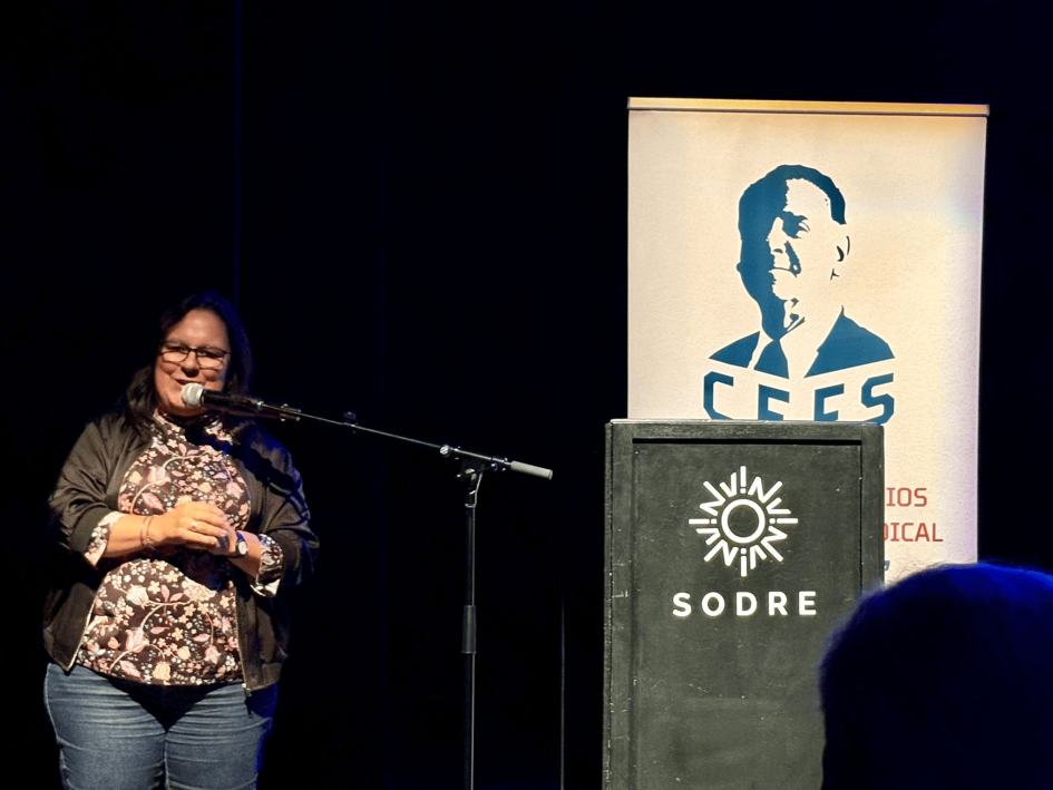 Gabriela Verde durante la ceremonia Primer Encuentro de las Artes de Trabajadores de la Construcción Gabriela Verde durante la ceremonia Primer Encuentro de las Artes de Trabajadores de la Construcción