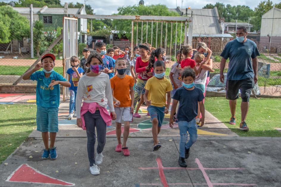 Verano comunitario, cultural y lúdico en el Oeste de Montevideo Verano comunitario, cultural y lúdico en el Oeste de Montevideo