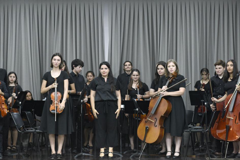 Músicos en el escenario