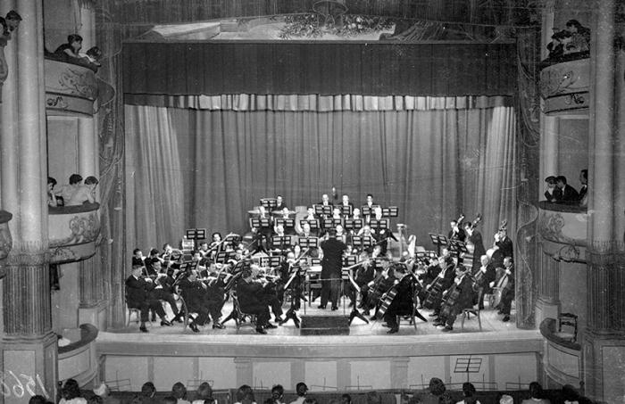 Ossodre en Salto, con motivo del bicentenario de la ciudad, 5 de noviembre de 1956. Ossodre en Salto, con motivo del bicentenario de la ciudad, 5 de noviembre de 1