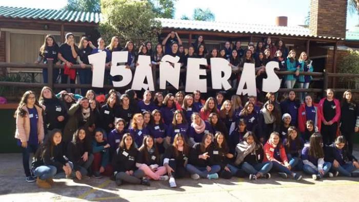 Inscripciones abiertas para el programa Quinceañeras Programa Quinceañeras