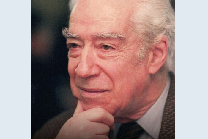 Premio Nacional Historiador Aníbal Barrios Pintos