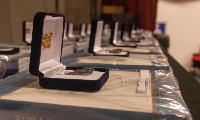 Día del Alumno y Funcionario de UTU medalles conmemorativas