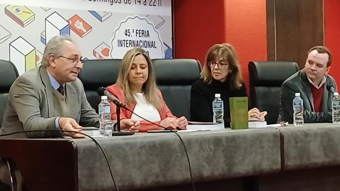 Imagen de la mesa de presentación